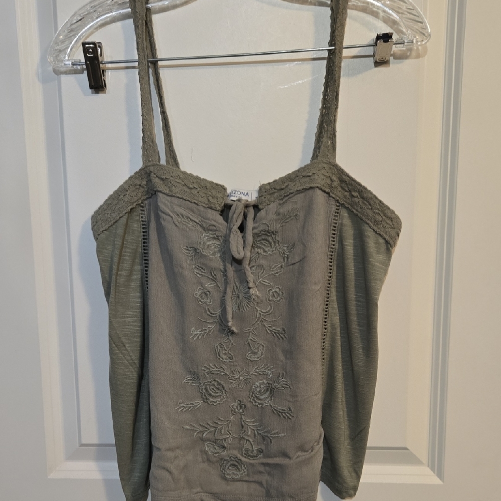 Arizona Jean Company Women's Olive Embroidered Camisole